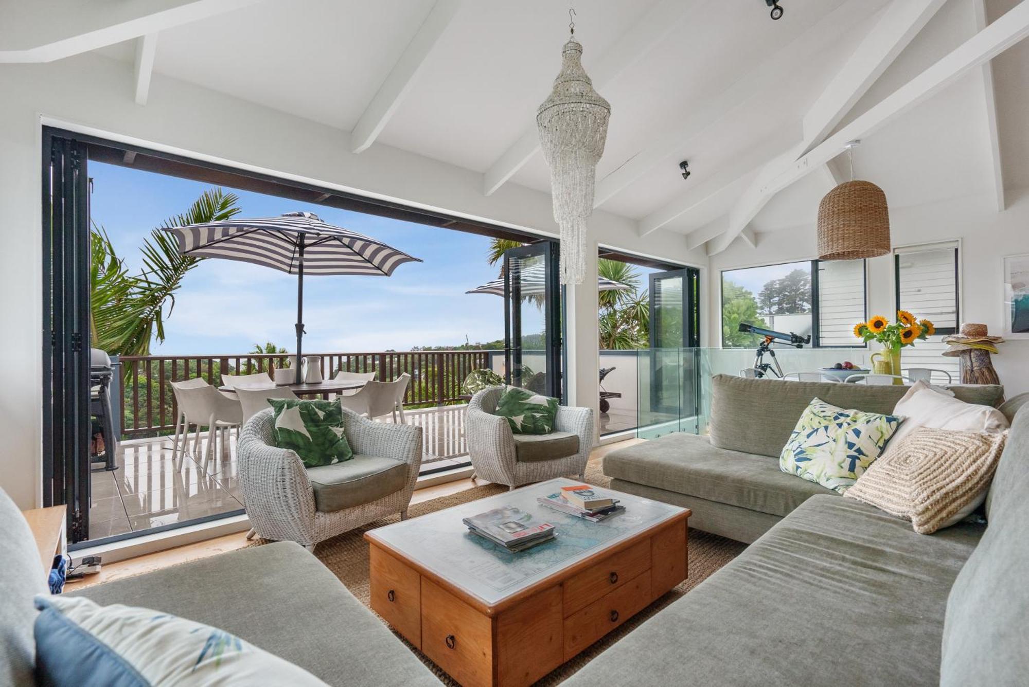 Waiheke Island Resort Conference & Accomodation Centre Ostend Экстерьер фото